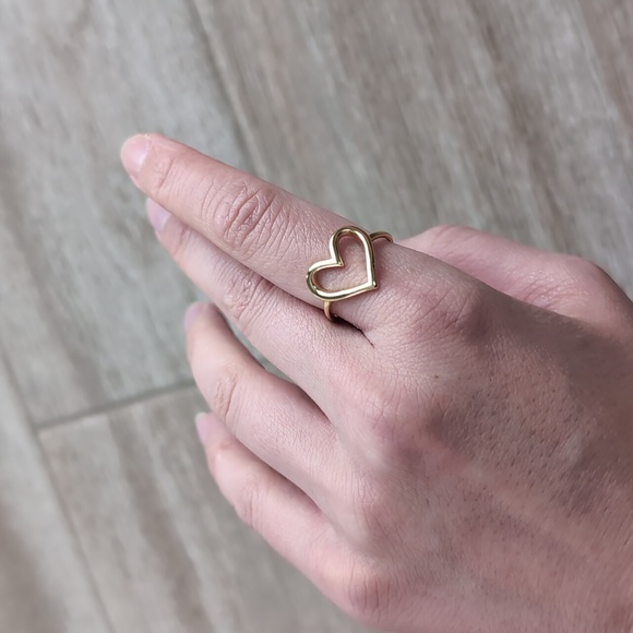 NWT sterling silver heart ring - Picture 12 of 12